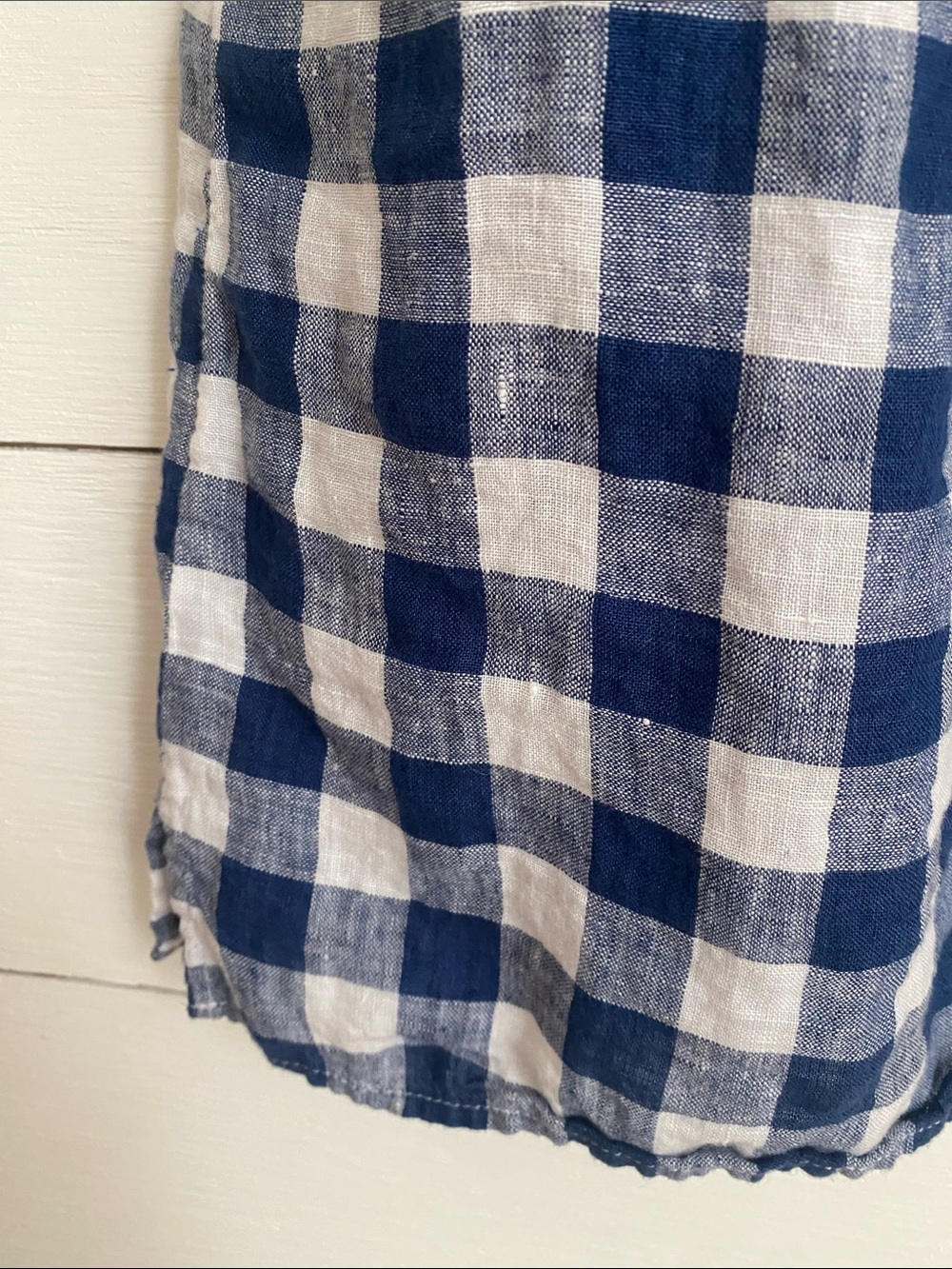 Talbots Navy and White Gingham Sleeveless Tank - Picture 3 of 6